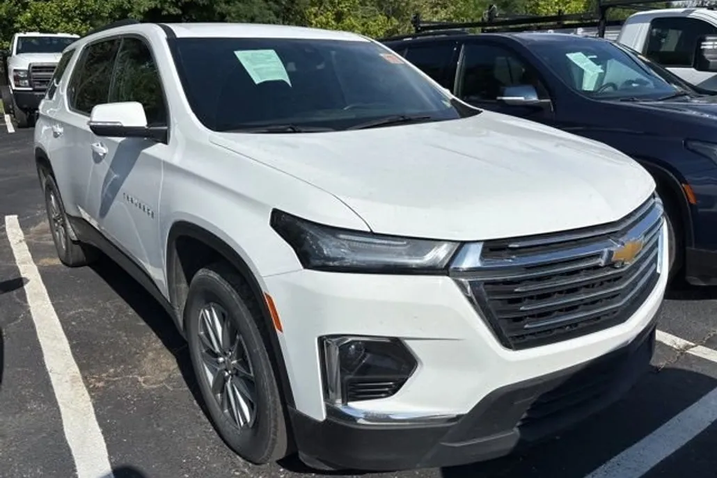 2023 Chevrolet Traverse 1LT photo 1
