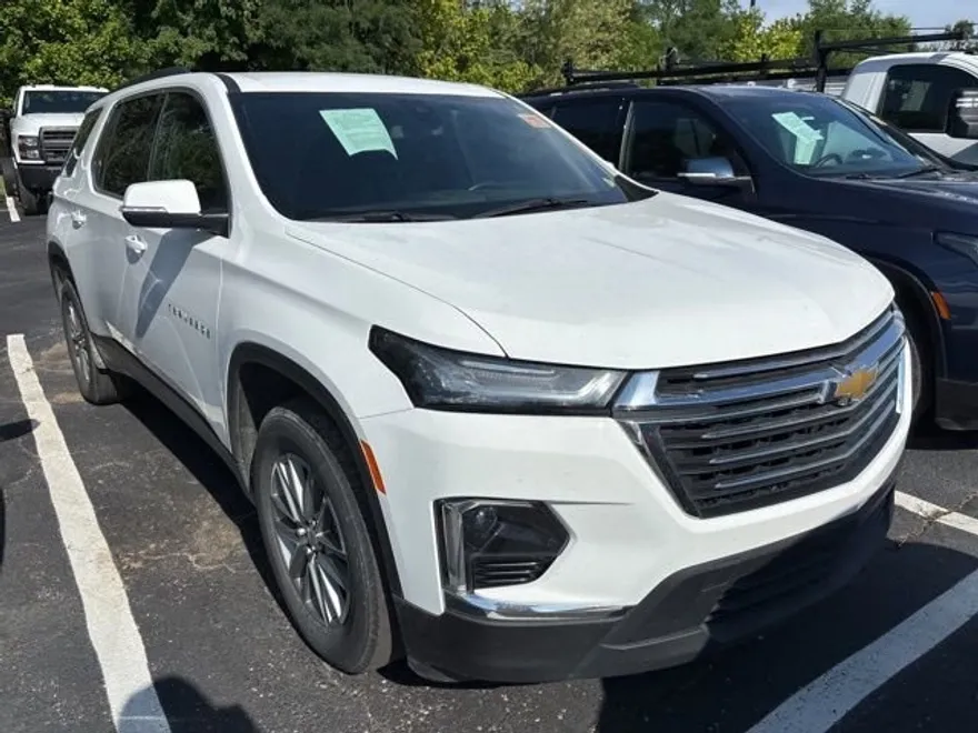 2023 Chevrolet Traverse 1LT photo 1