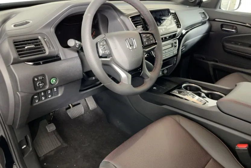 2026 Honda Ridgeline Black Edition photo 1