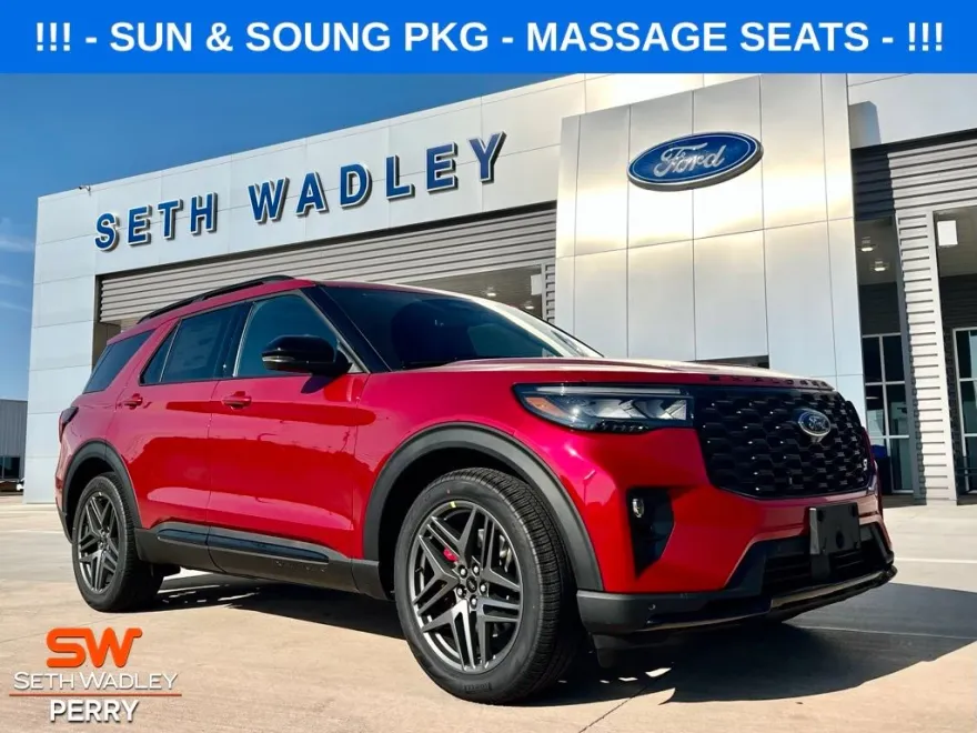2025 Ford Explorer ST photo 1