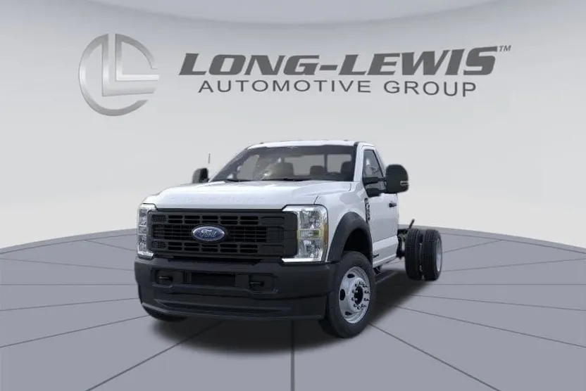 2026 Ford F-550 photo 1