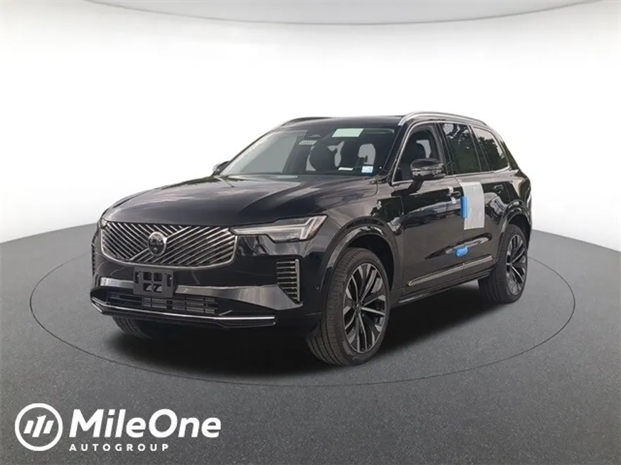2026 Volvo XC90 T8 photo 1