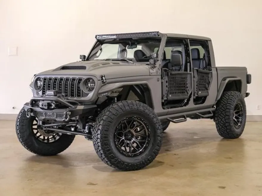 2025 Jeep Gladiator photo 1