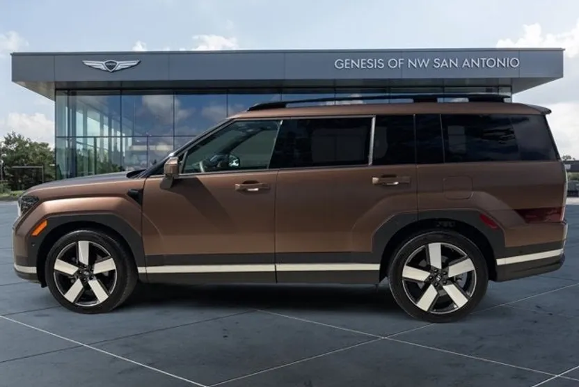 2024 Hyundai Santa Fe Limited photo 1