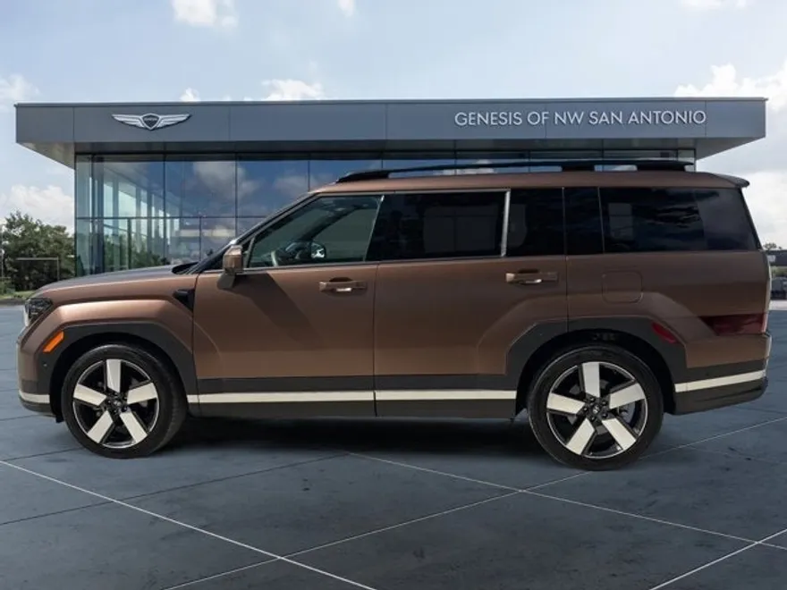 2024 Hyundai Santa Fe Limited photo 1