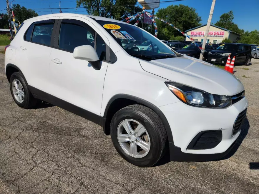 2018 Chevrolet Trax LS photo 1