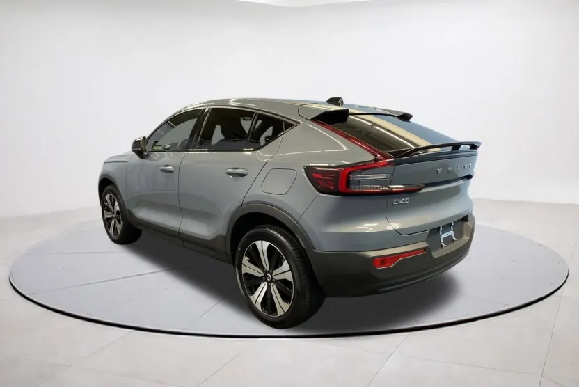 2023 Volvo C40 Recharge Plus photo 1