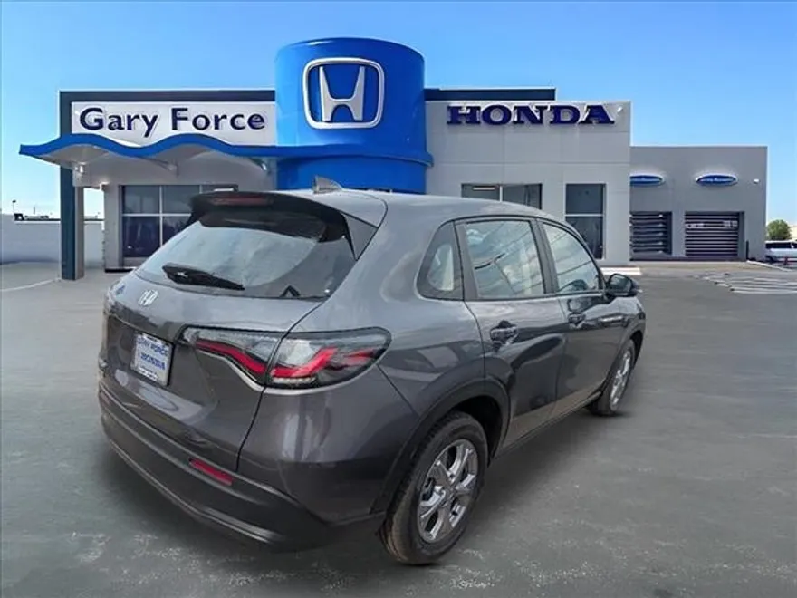 2025 Honda HR-V LX photo 1
