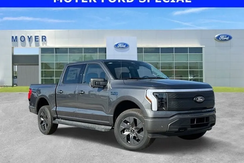 2025 Ford F-150 Lightning photo 1
