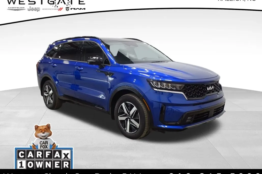 2022 Kia Sorento EX photo 1