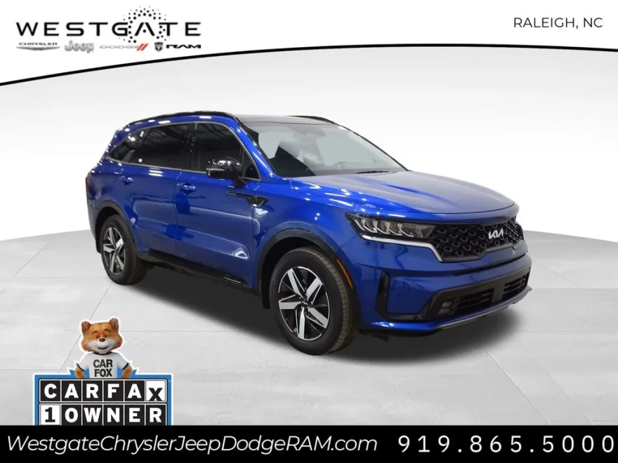 2022 Kia Sorento EX photo 1