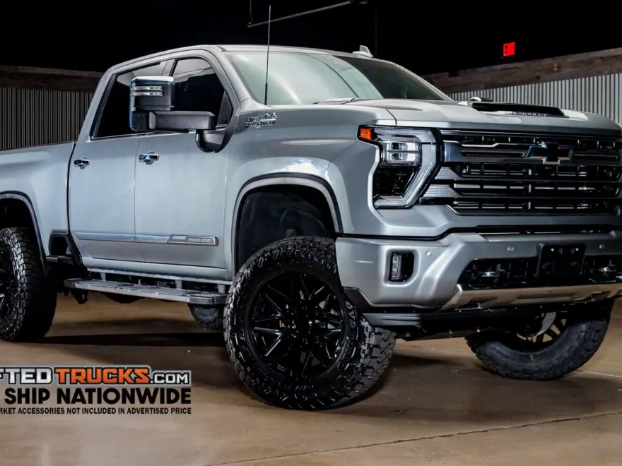 2024 Chevrolet Silverado 2500HD High Country photo 1