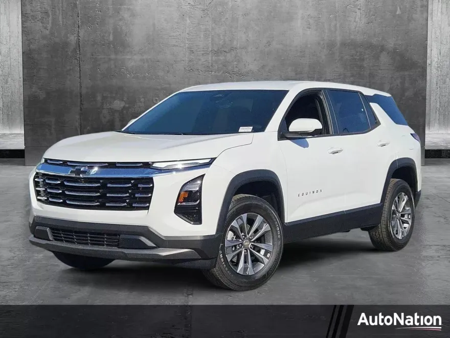 2026 Chevrolet Equinox LT photo 1