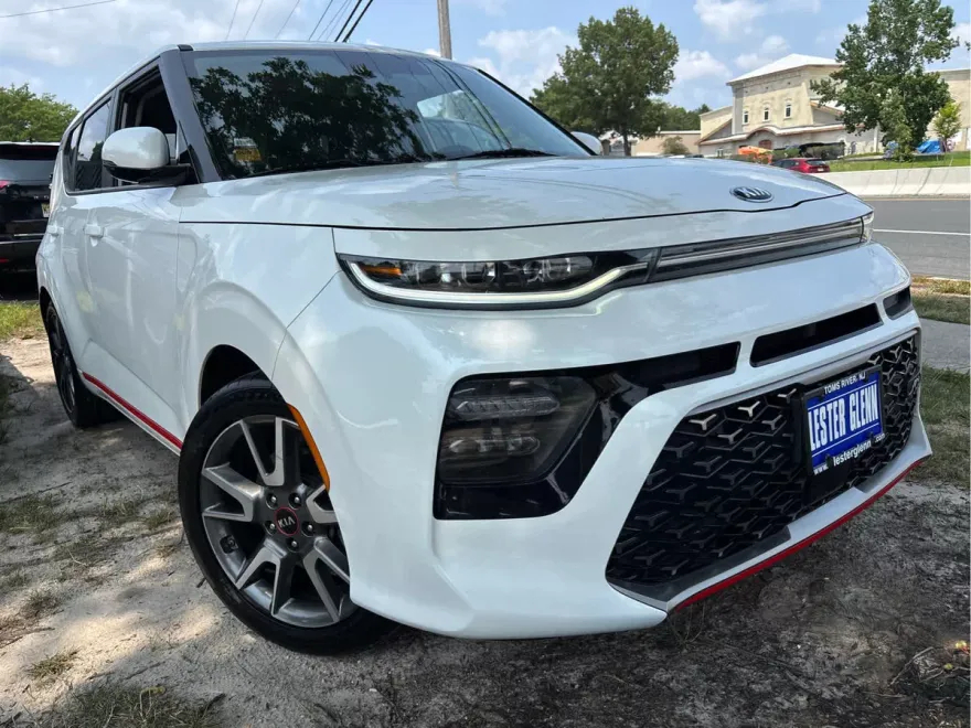 2021 Kia Soul GT-Line Turbo photo 1