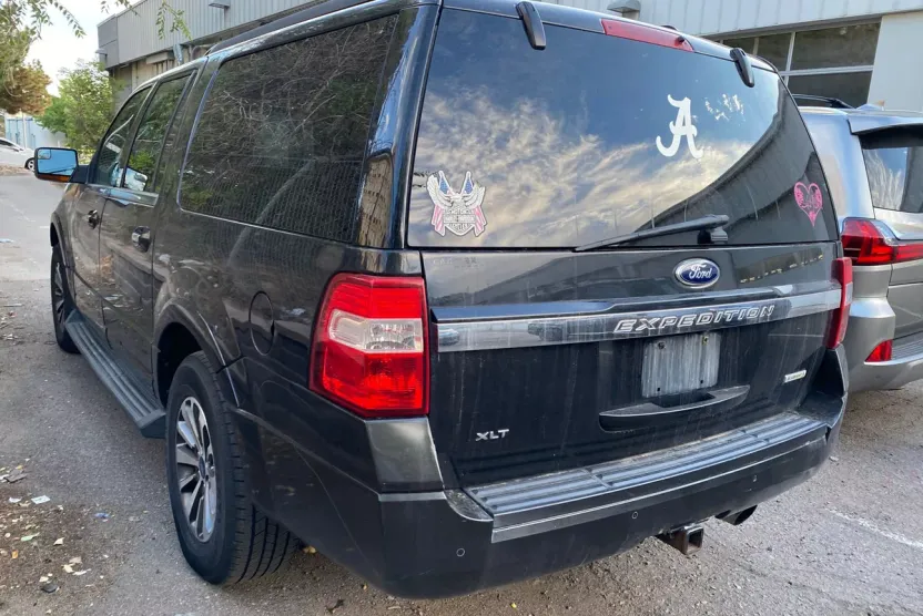 2015 Ford Expedition EL XLT photo 1