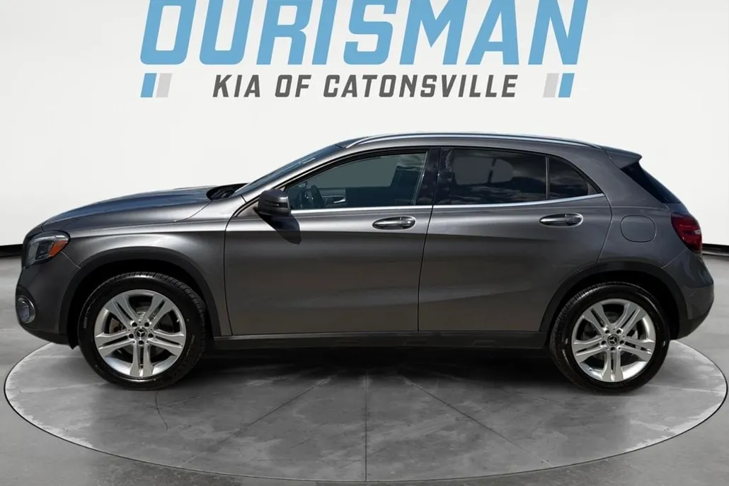 2018 Mercedes Benz GLA 250 4MATIC photo 1