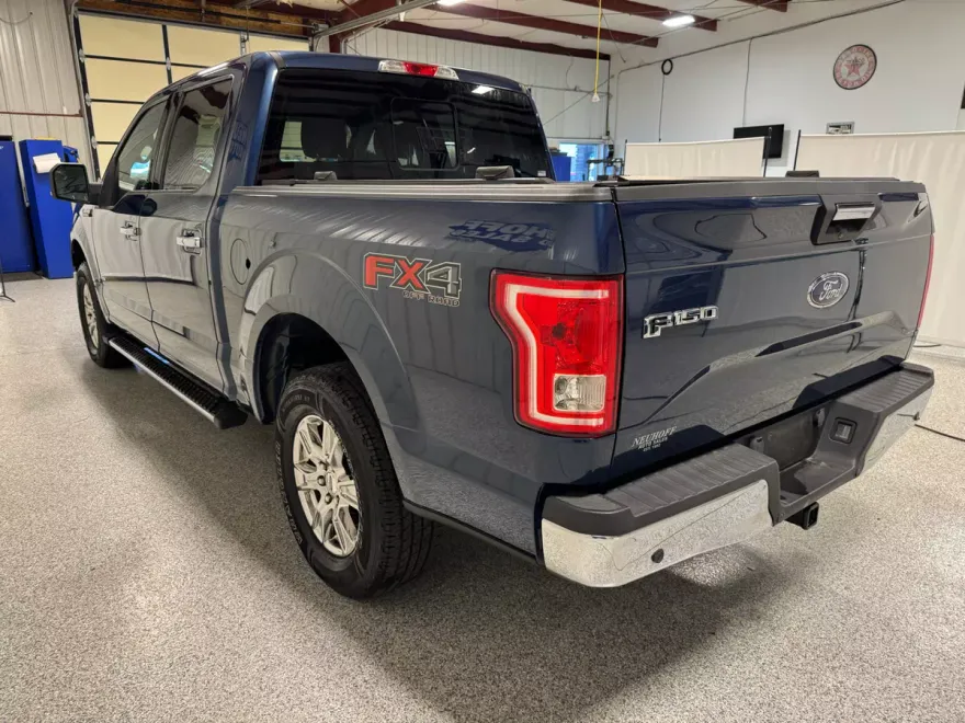 2015 Ford F-150 XLT photo 1