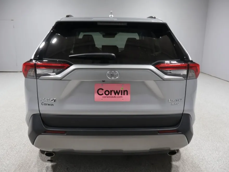 2023 Toyota RAV4 Limited photo 1