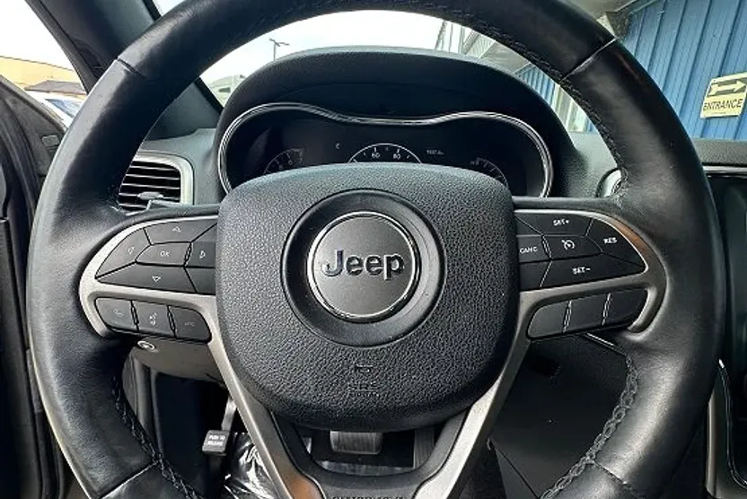2018 Jeep Grand Cherokee Limited photo 1
