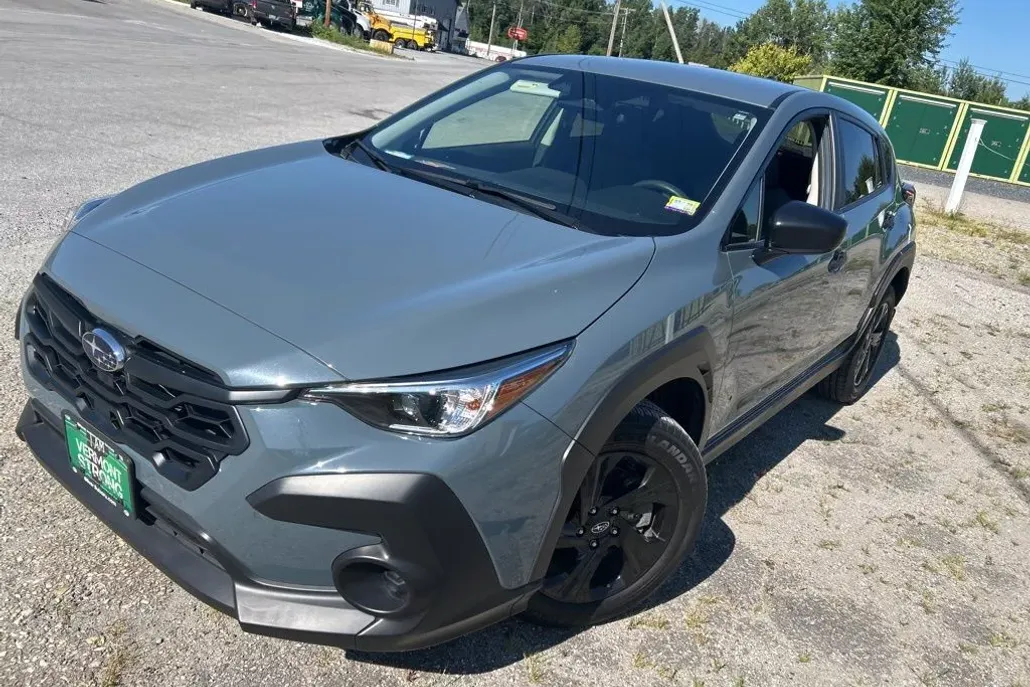 2024 Subaru Crosstrek Base photo 1