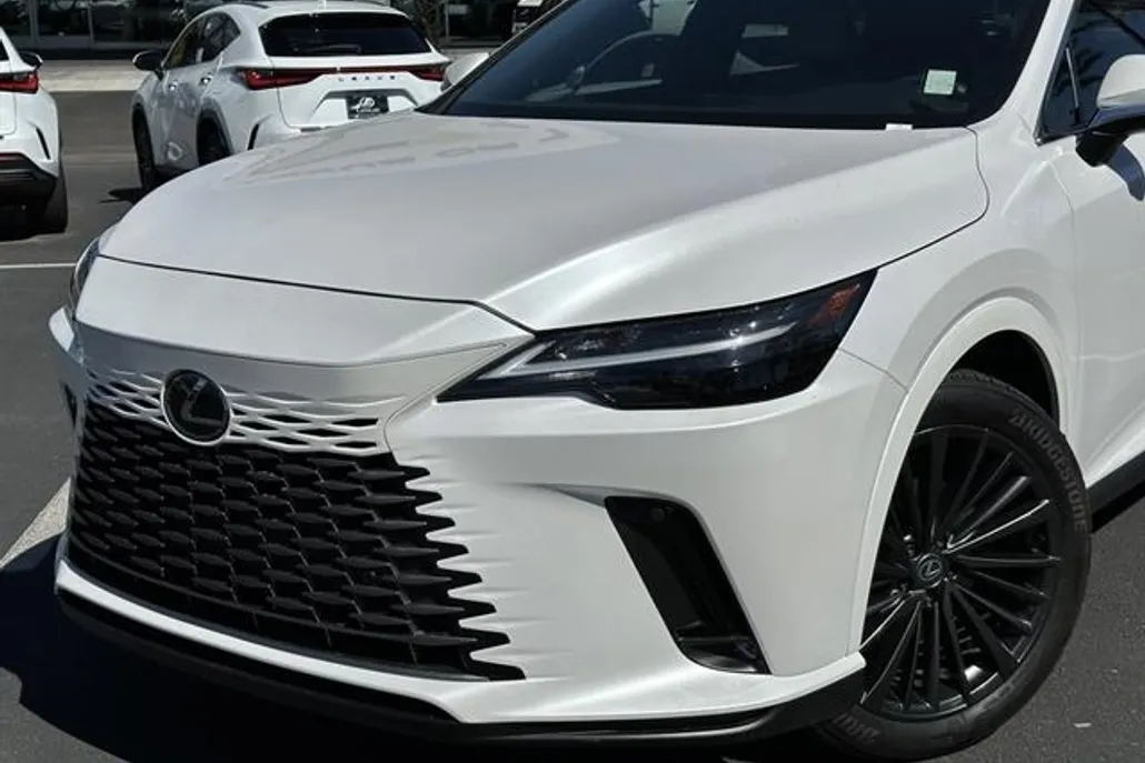 2024 Lexus RX 350h photo 1
