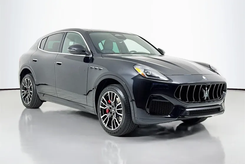 2025 Maserati Grecale photo 1
