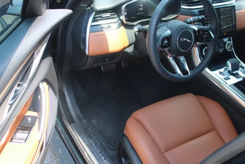 2024 Jaguar XF R-Dynamic AWD photo 1