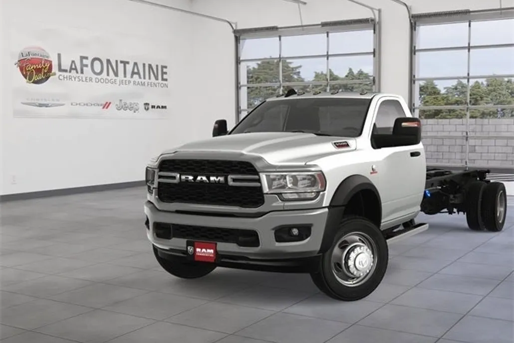 2024 Ram 5500 Tradesman photo 1