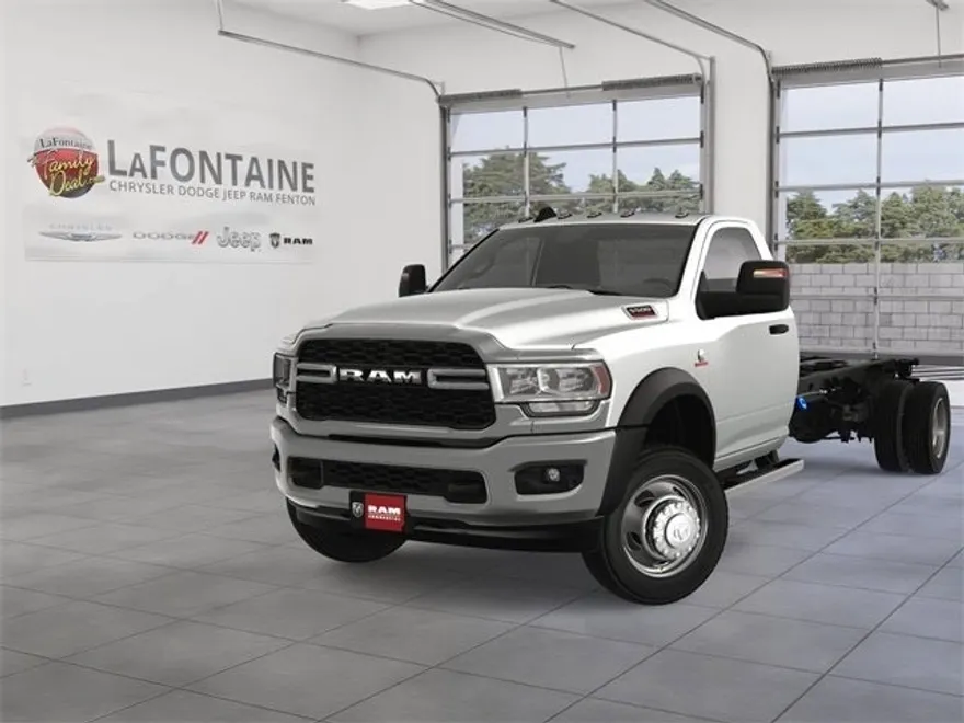 2024 Ram 5500 Tradesman photo 1