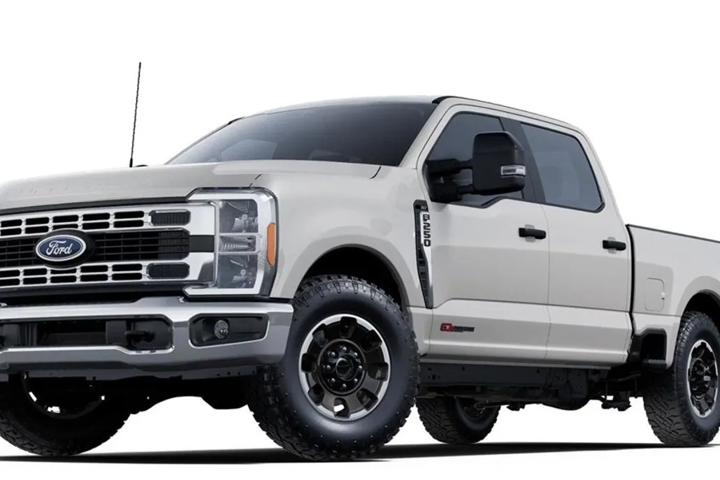 2025 Ford F-250 photo 1