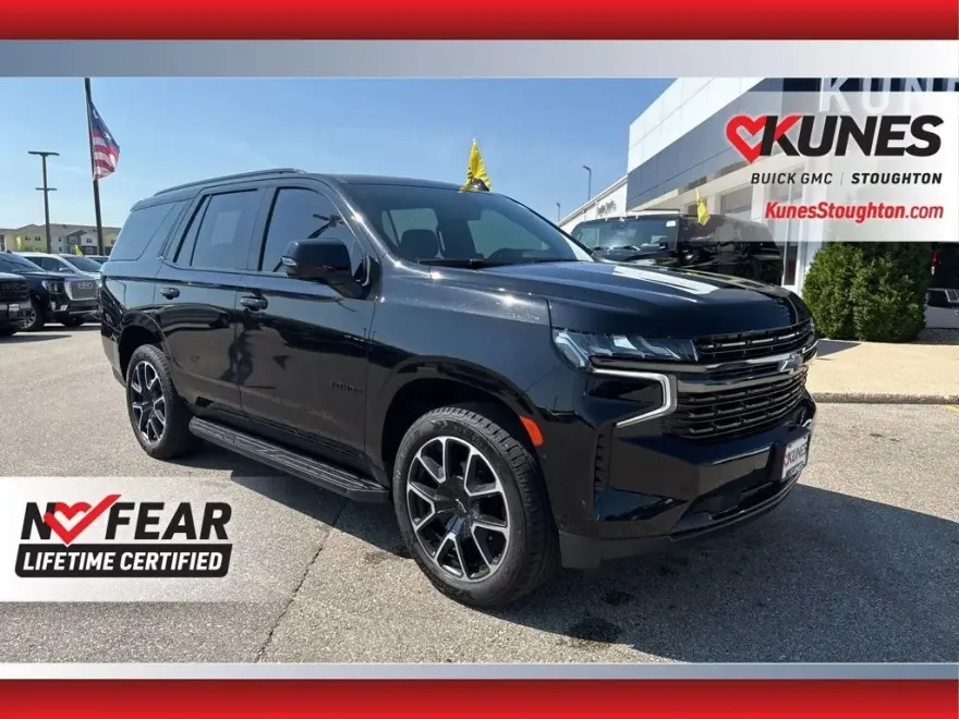 2022 Chevrolet Tahoe RST photo 1