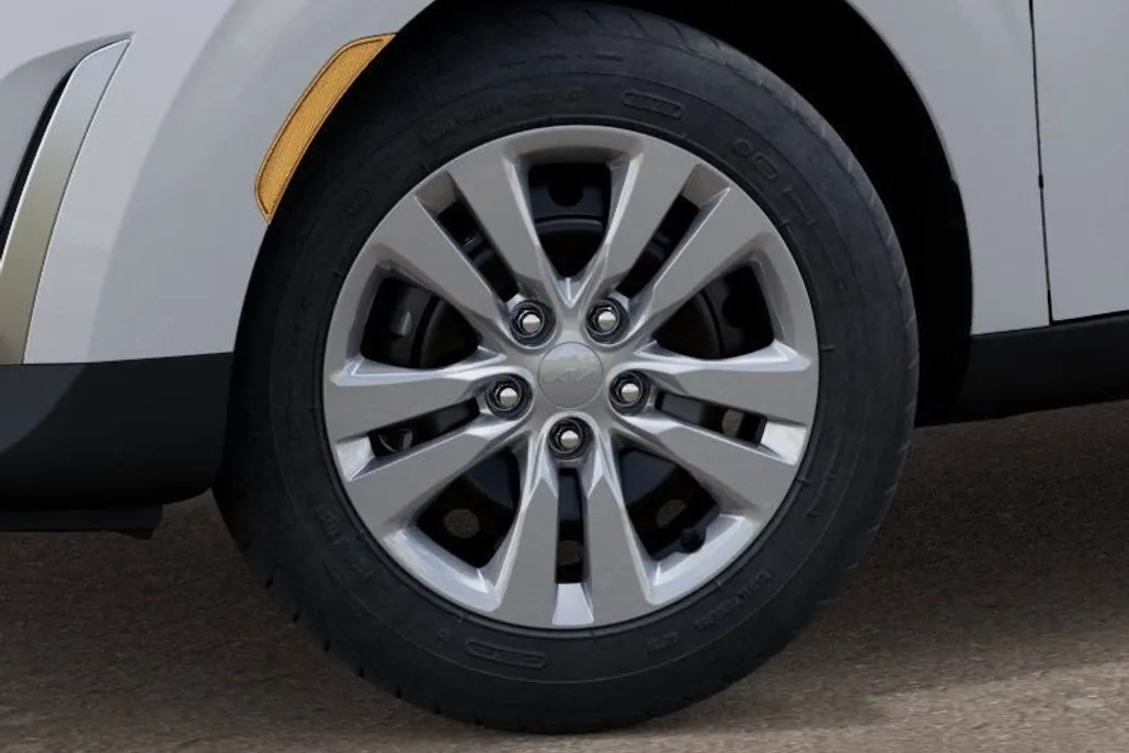 2025 Kia Soul LX photo 1