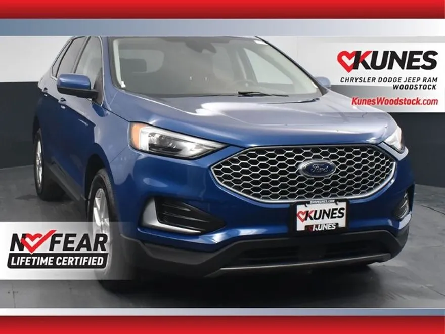 2023 Ford Edge SEL photo 1