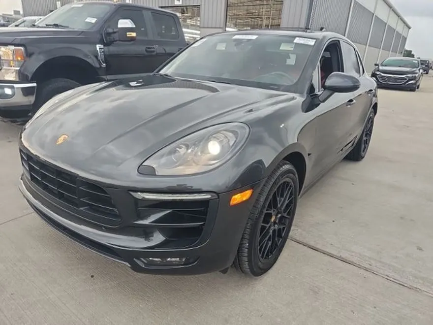 2018 Porsche Macan GTS photo 1