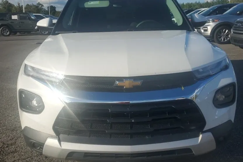 2023 Chevrolet Trailblazer LT photo 1