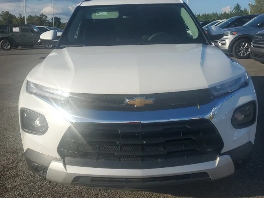 2023 Chevrolet Trailblazer LT photo 1