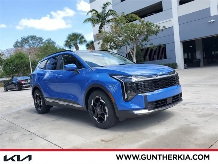 2026 Kia Sportage EX photo 1