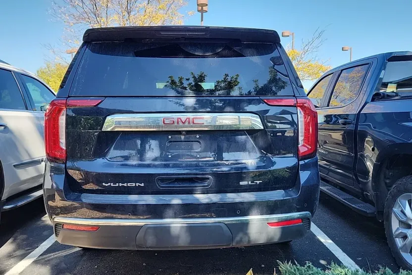 2022 Gmc Yukon XL SLT photo 1