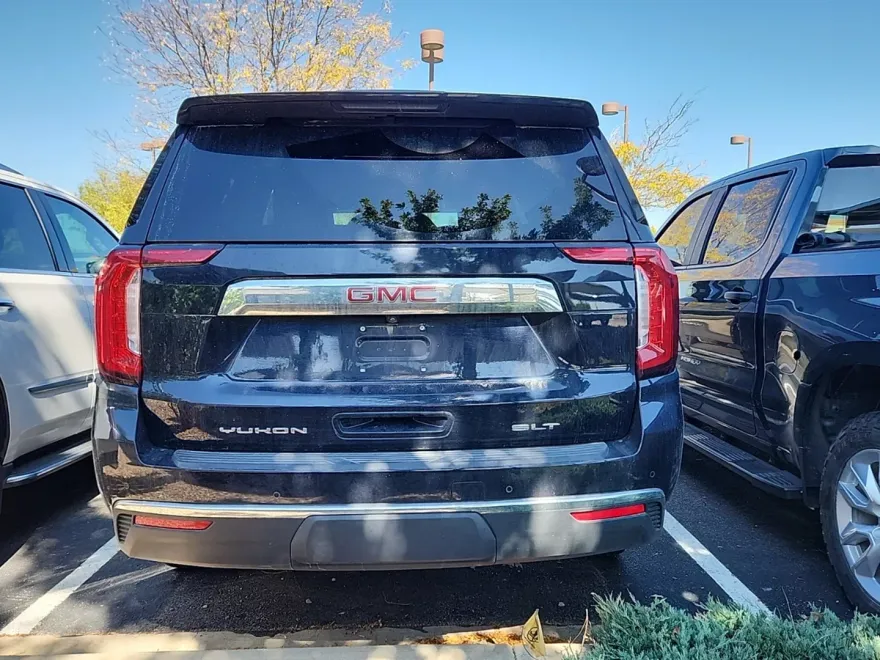 2022 Gmc Yukon XL SLT photo 1