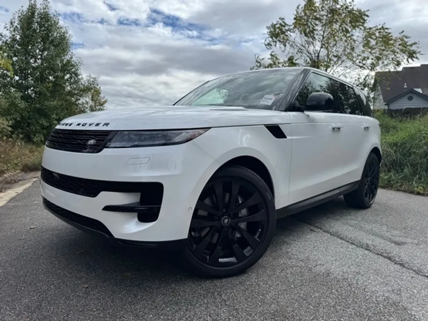 2025 Land Rover Range Rover Sport SE photo 1