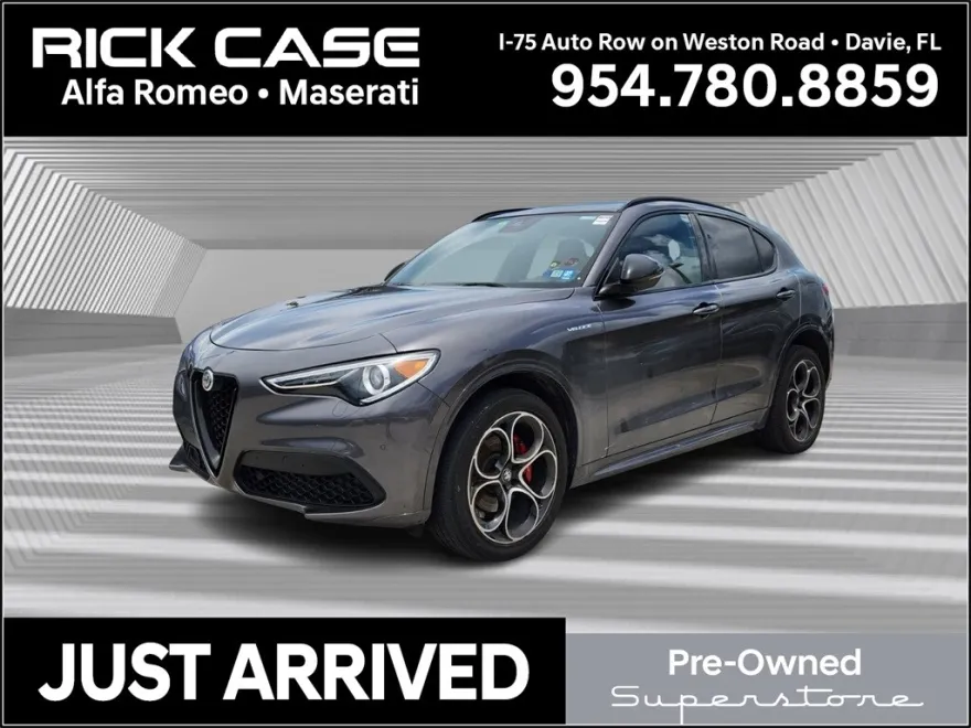 2022 Alfa Romeo Stelvio Ti Sport photo 1