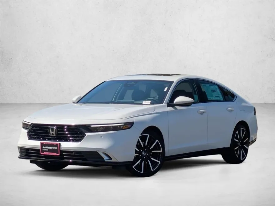 2025 Honda Accord Hybrid Touring photo 1