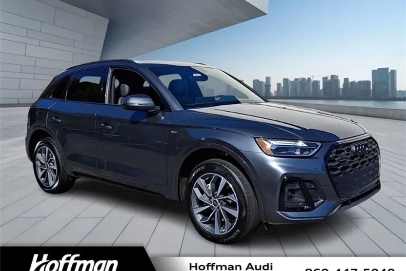 2024 Audi Q5 45 S line Premium photo 1
