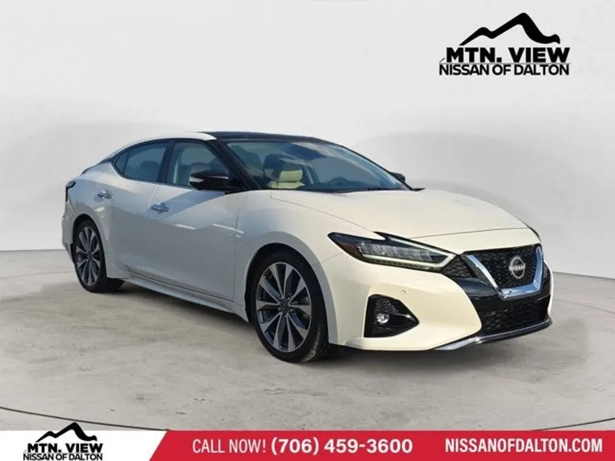 2023 Nissan Maxima Platinum photo 1