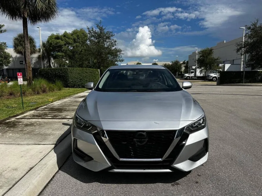 2020 Nissan Sentra S photo 1