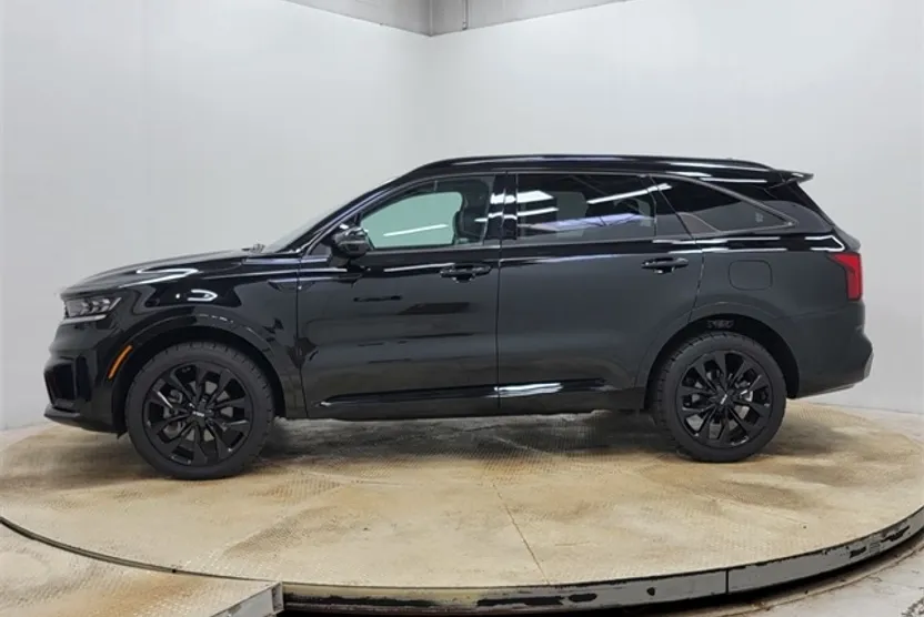 2022 Kia Sorento SX photo 1
