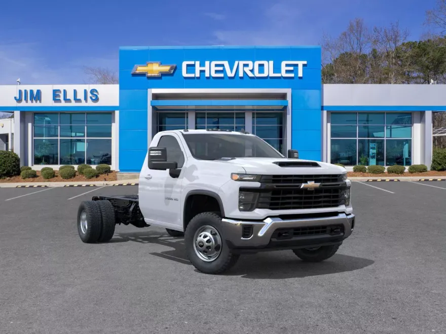 2025 Chevrolet Silverado 3500HD Work Truck photo 1