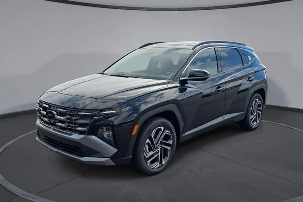 2025 Hyundai Tucson Limited photo 1