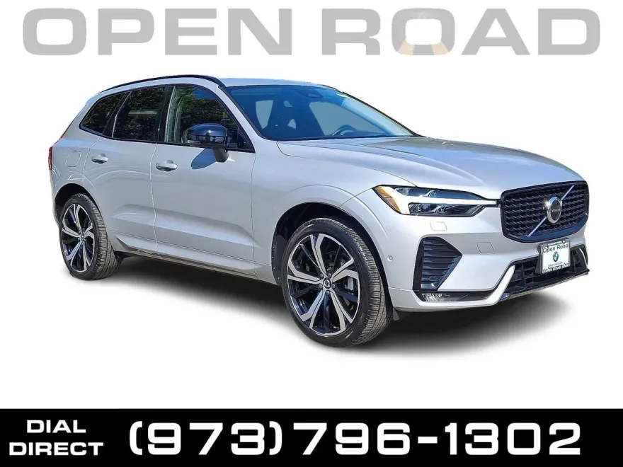 2023 Volvo XC60 B5 Ultimate photo 1