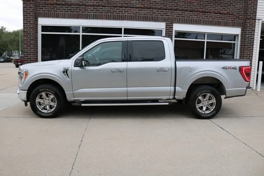 2022 Ford F-150 XLT photo 1